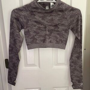 Gymshark Women's Camo Long Sleeve Crop Top - Gray